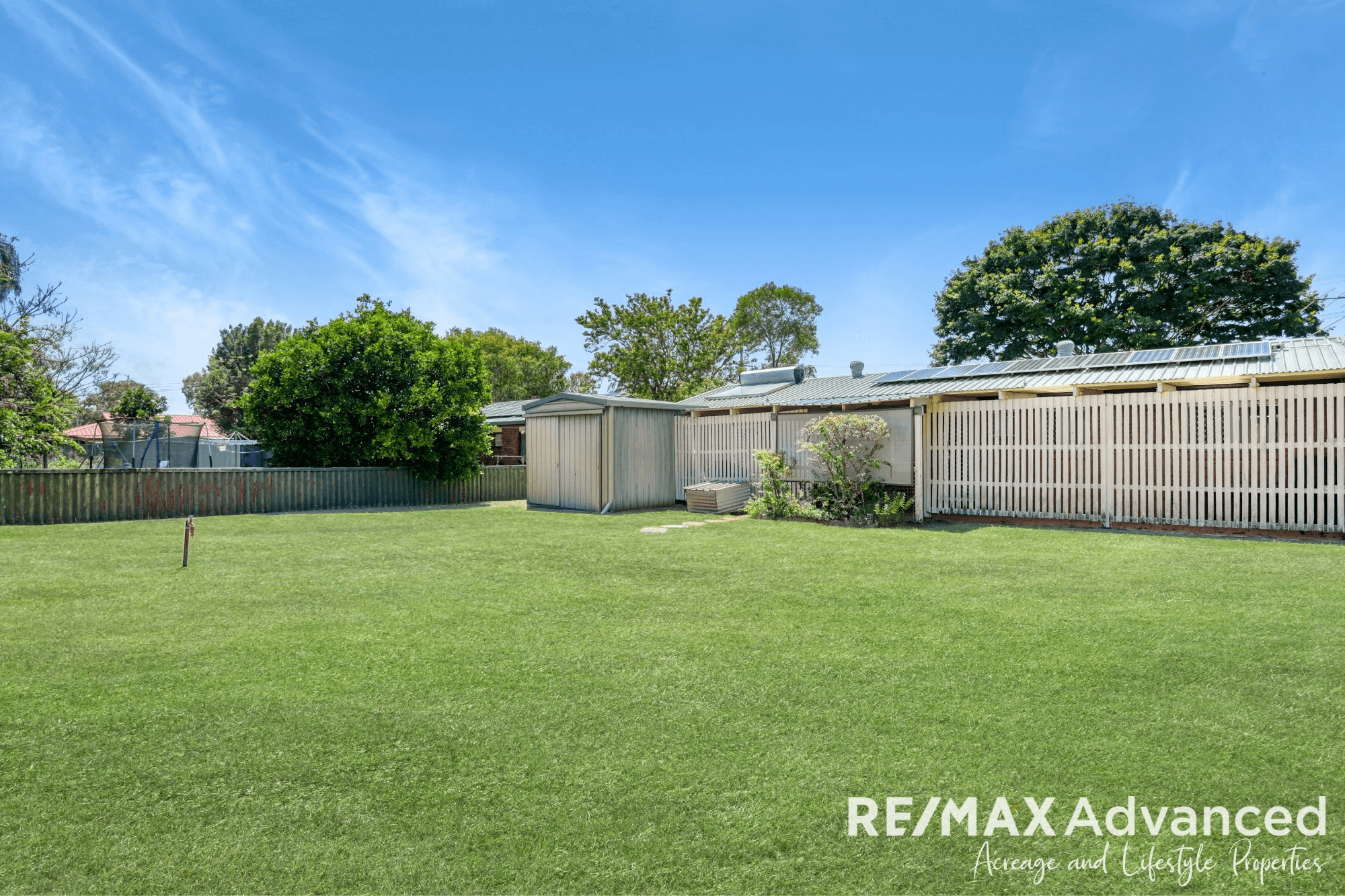 14 Moatah Drive, Beachmere, Qld 4510