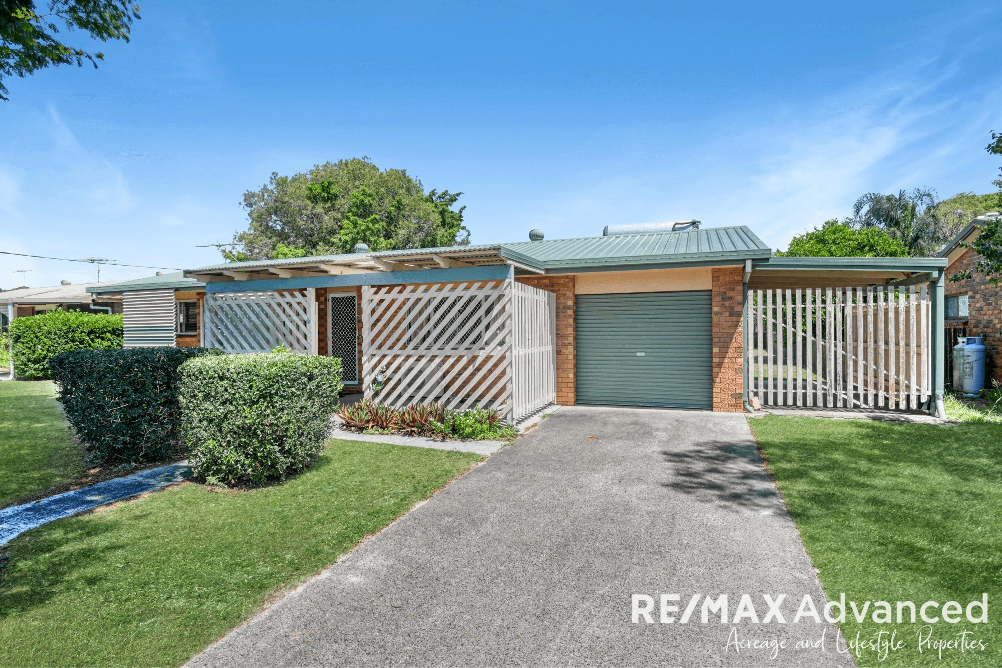 14 Moatah Drive, Beachmere, Qld 4510