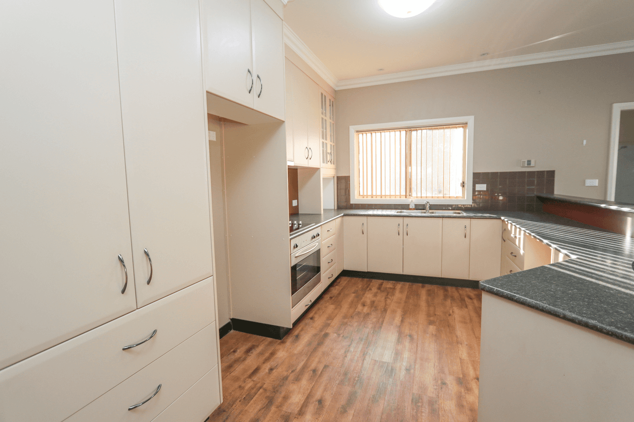 139 Crowley Street, TEMORA, NSW 2666