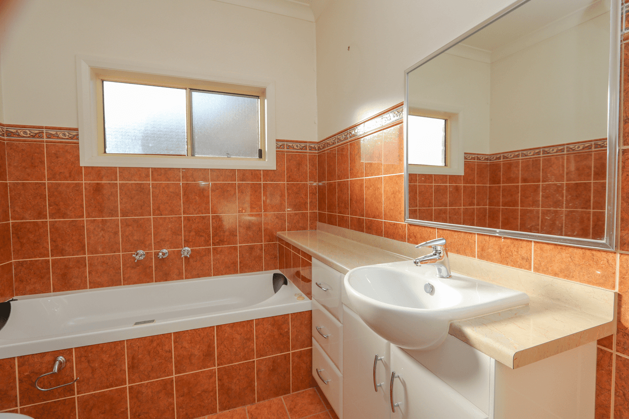 139 Crowley Street, TEMORA, NSW 2666