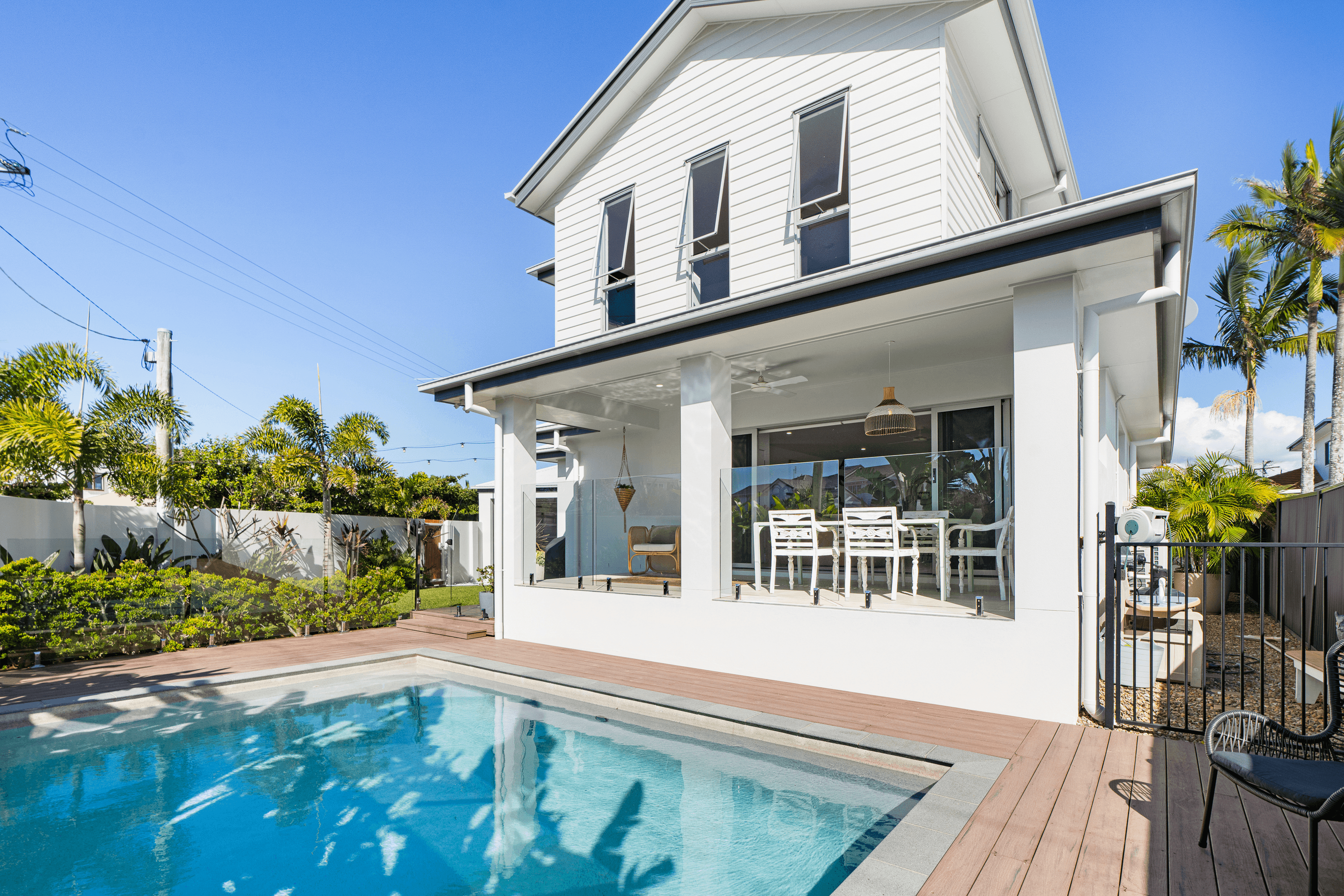 22B Albicore Street, MERMAID WATERS, QLD 4218