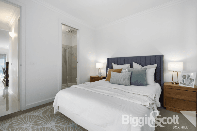 2/21 Ian Grove, BURWOOD, VIC 3125