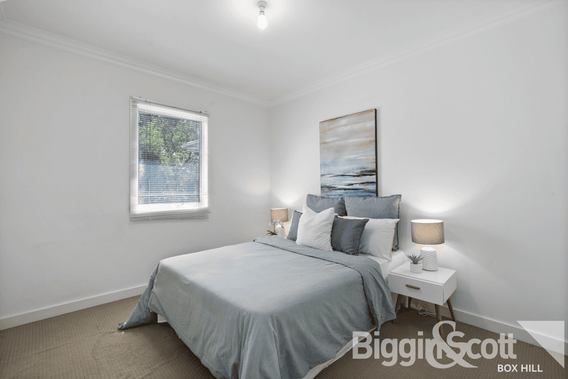 2/21 Ian Grove, BURWOOD, VIC 3125