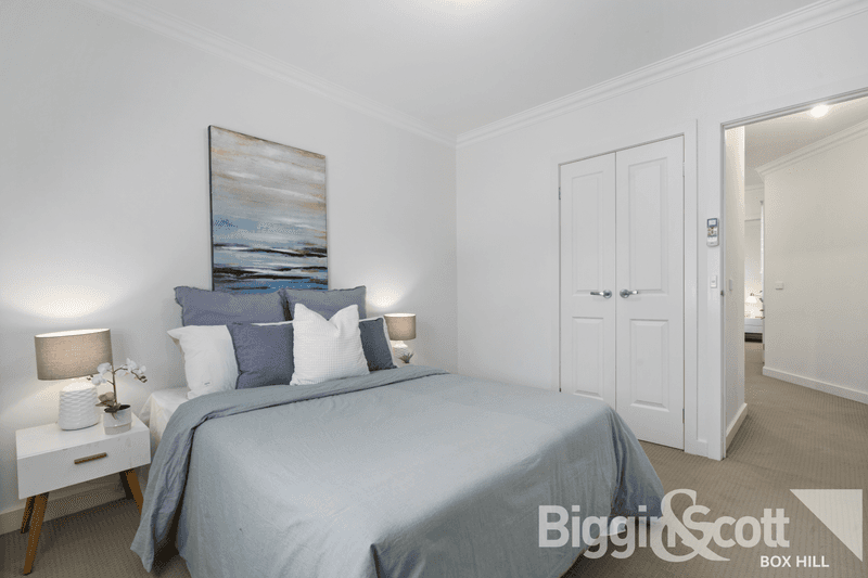 2/21 Ian Grove, BURWOOD, VIC 3125