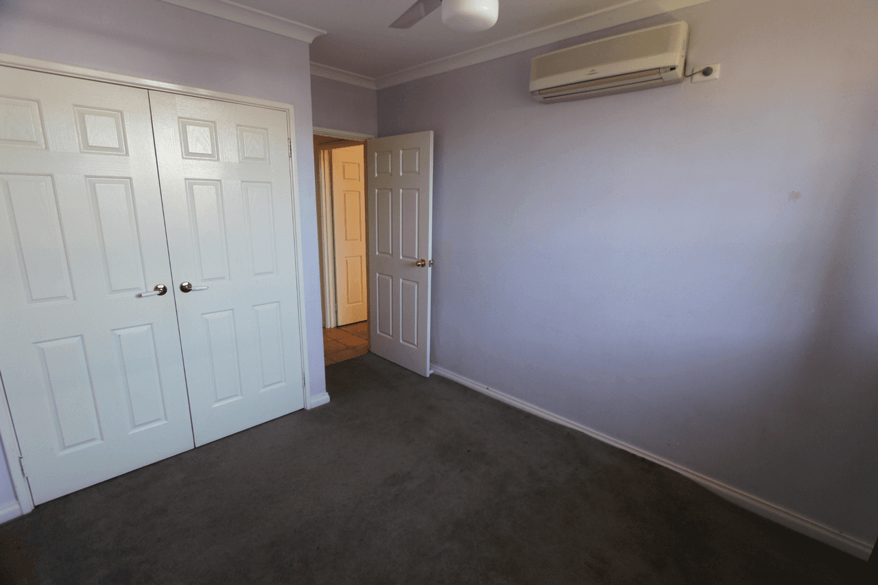 4 Haddon Way, NICKOL, WA 6714