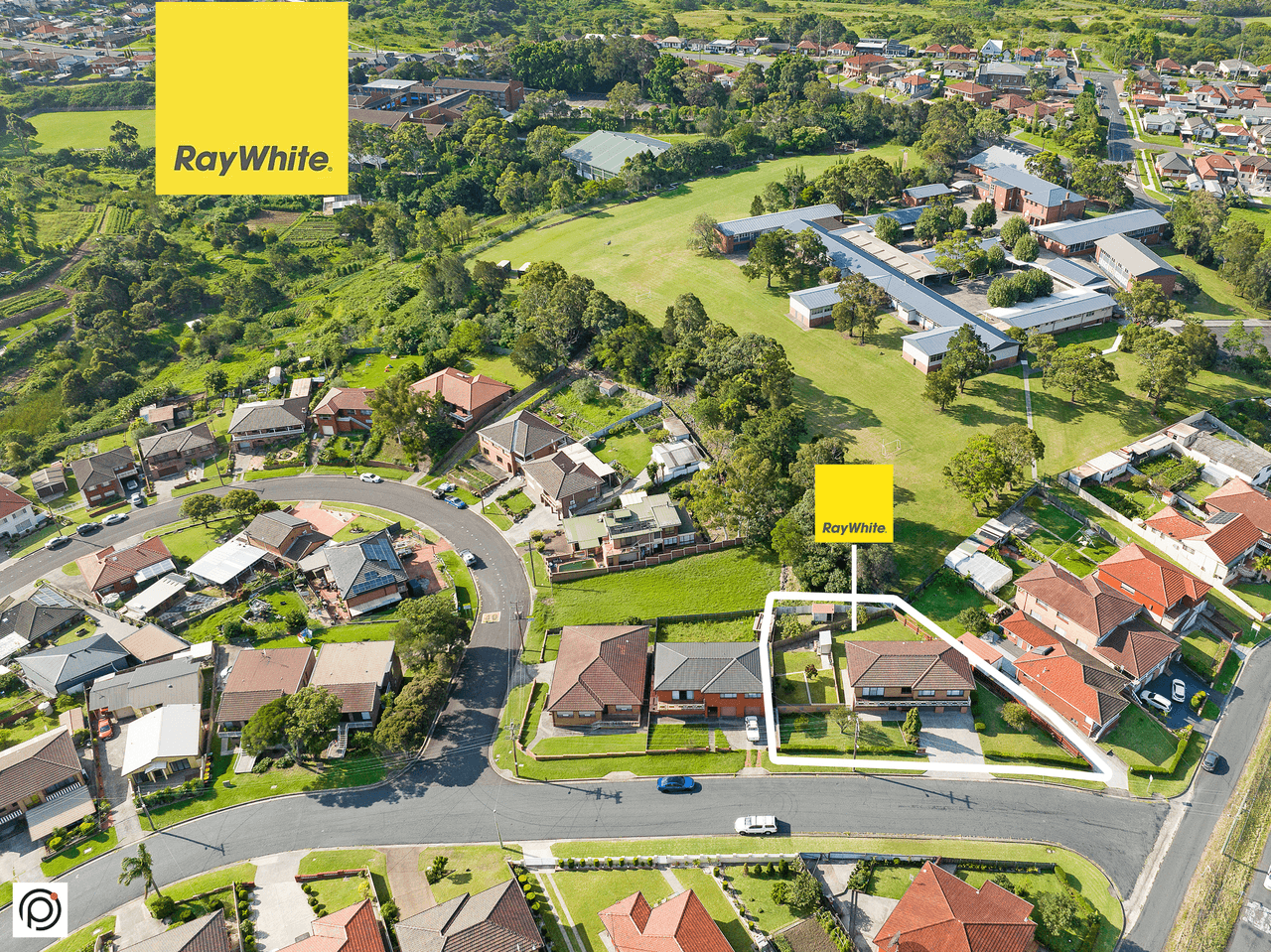 2 Hurry Crescent, WARRAWONG, NSW 2502