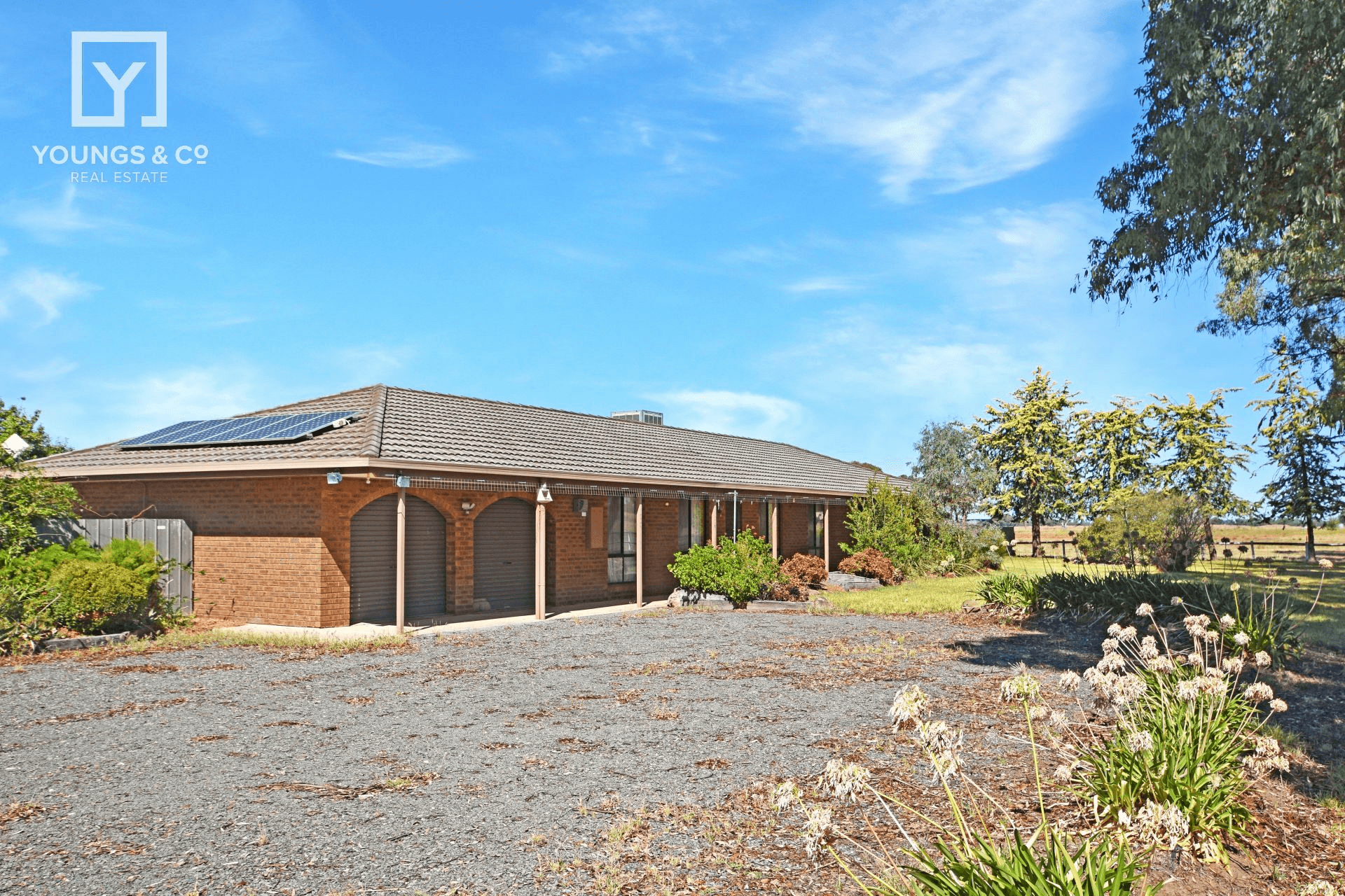 345 Coach Rd, Kialla East, VIC 3631