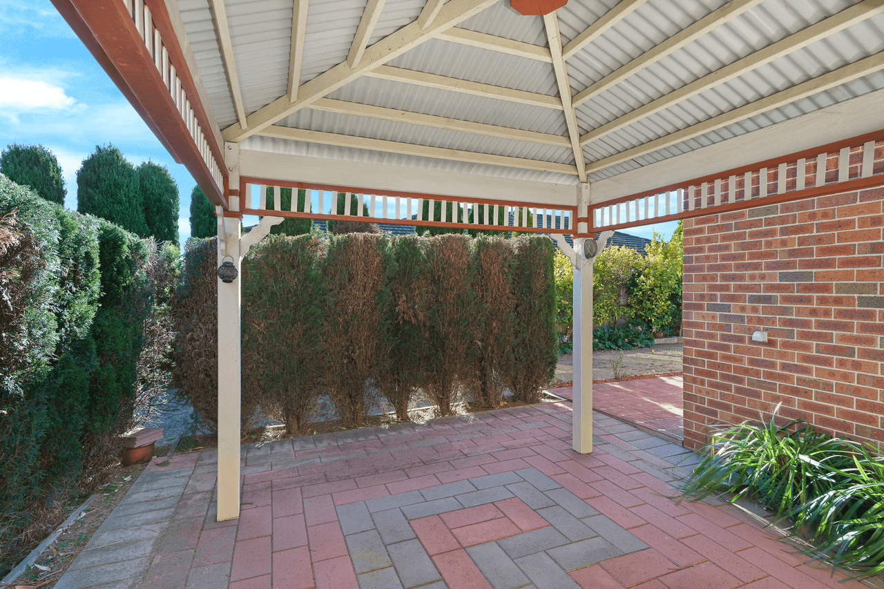 64 Westbrook Crescent, BOWRAL, NSW 2576