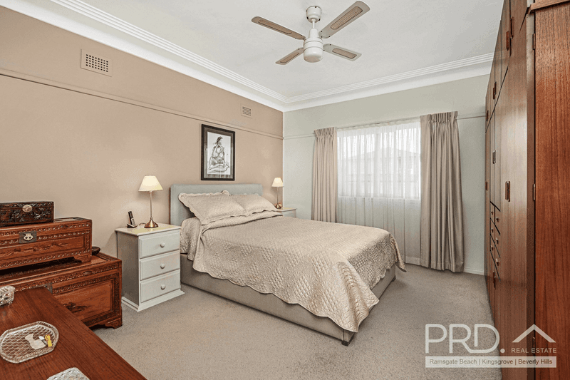 1 Whitfield Avenue, NARWEE, NSW 2209