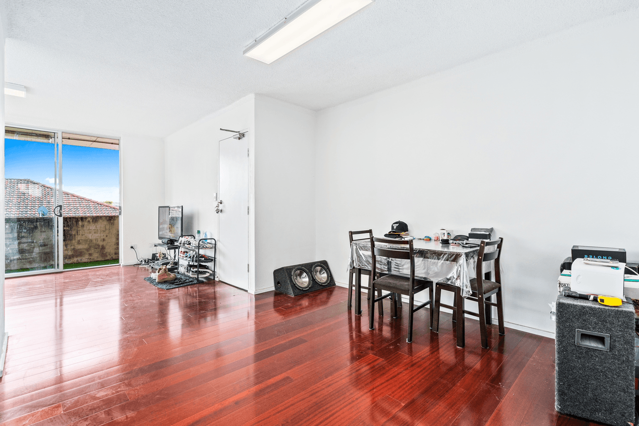 16/4 ST JOHNS Road, CABRAMATTA, NSW 2166