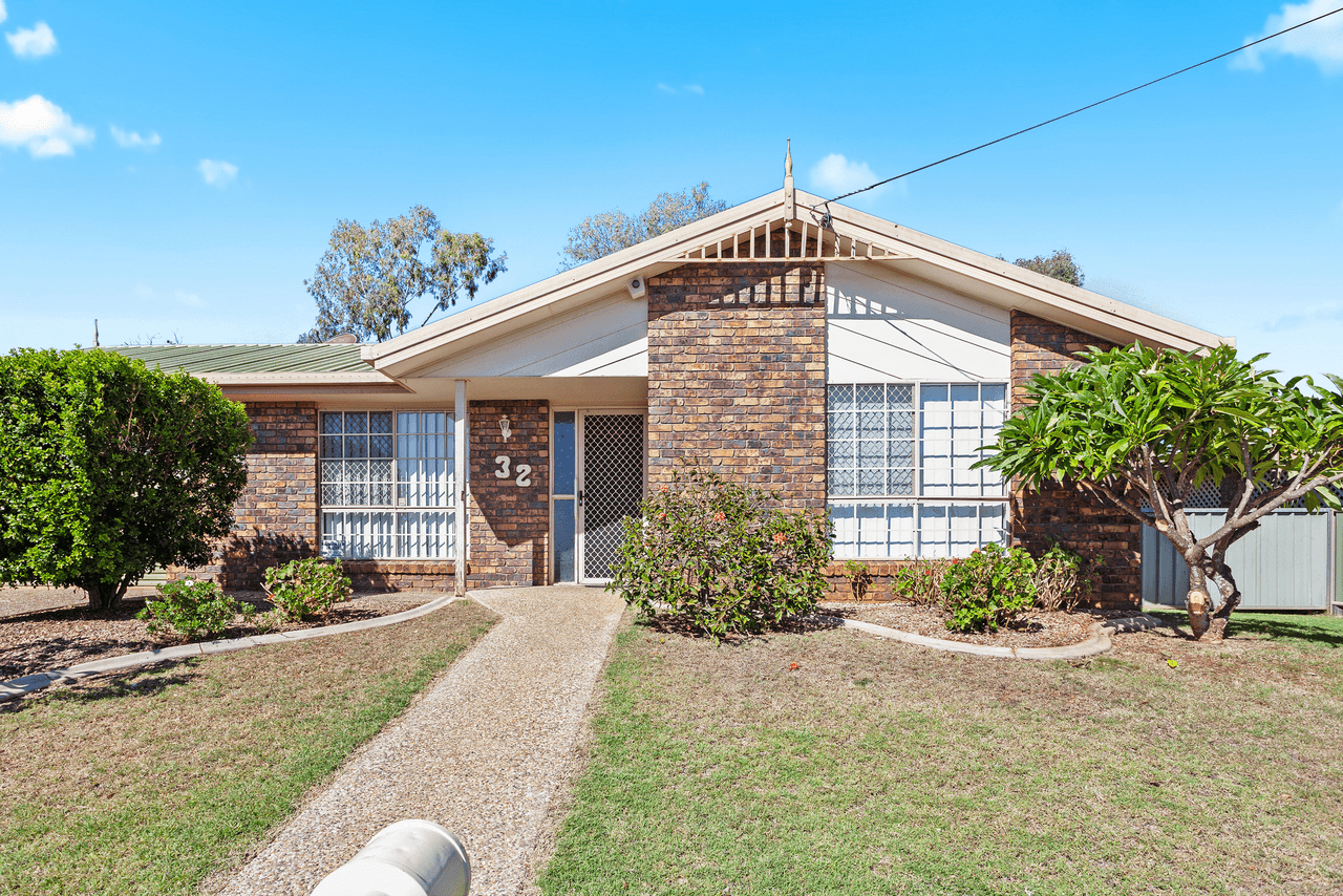 32 Robb Street, OAKEY, QLD 4401