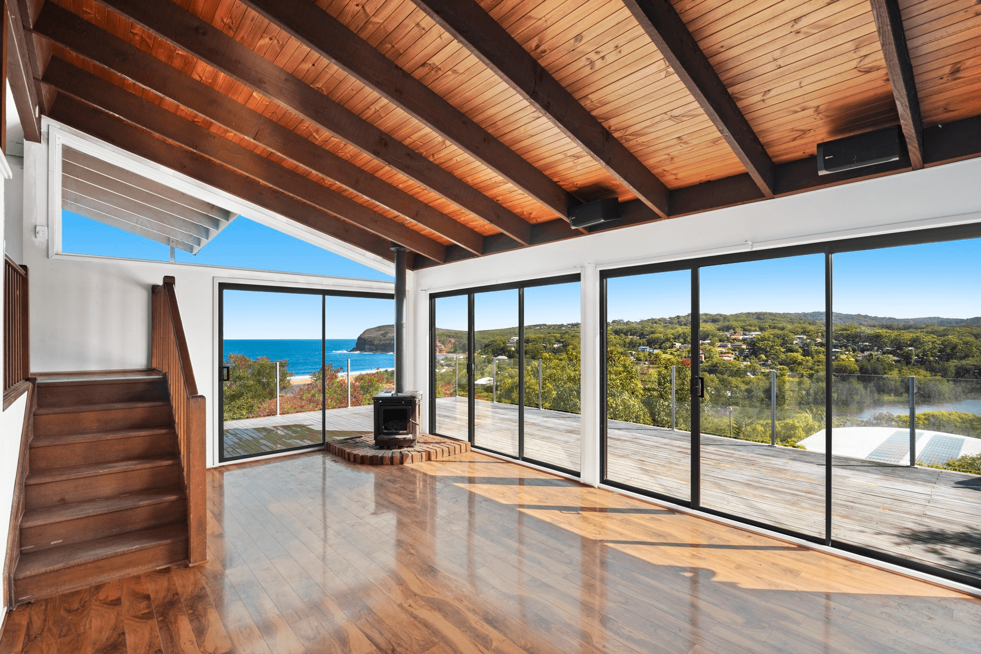 143 Copacabana Drive, Copacabana, NSW 2251