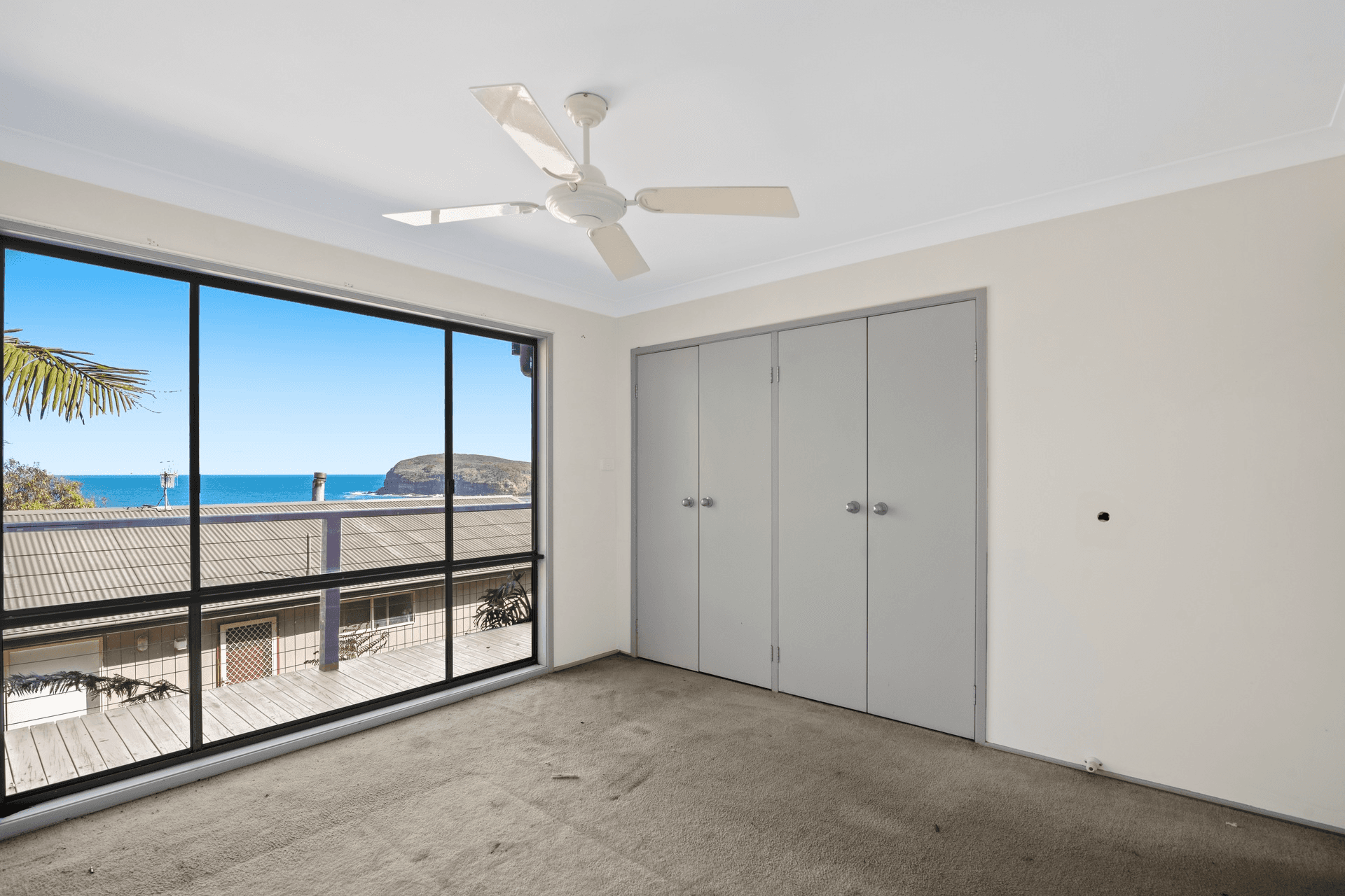 143 Copacabana Drive, Copacabana, NSW 2251