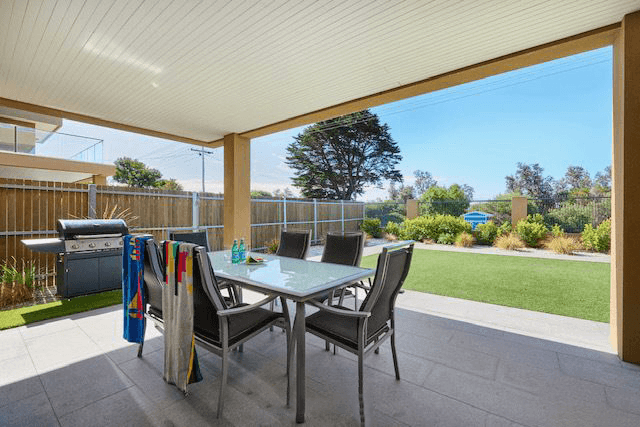 2/32 Richardson Street, Rye, VIC 3941