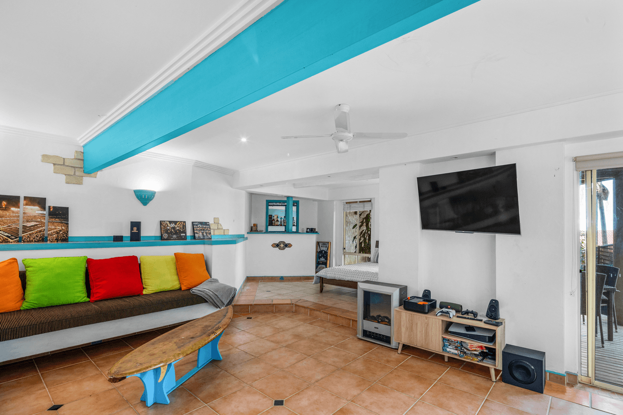 64 Oyster Point Road, BANORA POINT, NSW 2486