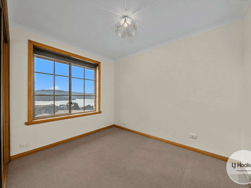 54 Lucinda Parade, LUTANA, TAS 7009