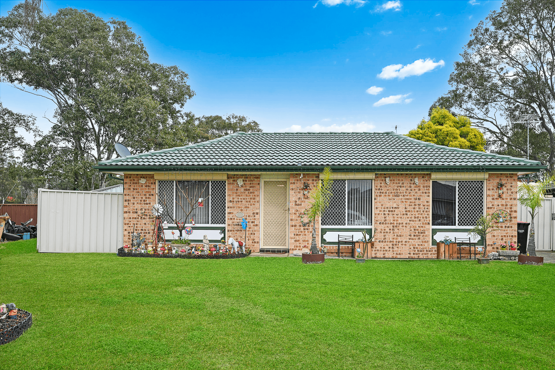 57 Rotorua Road, St Clair, NSW 2759