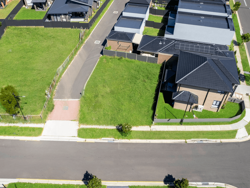 4 Long Tan Street, BARDIA, NSW 2565