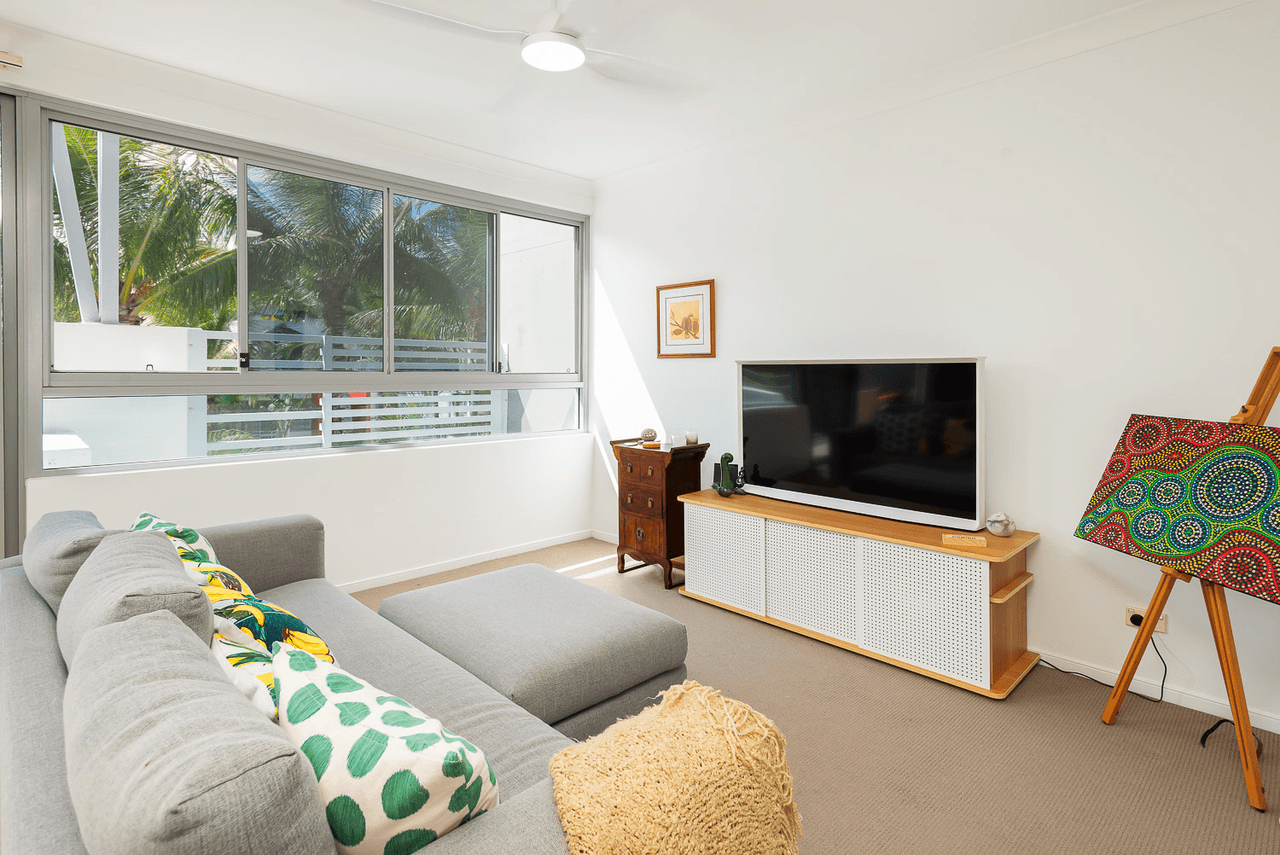 52/13 Bright Avenue, LABRADOR, QLD 4215