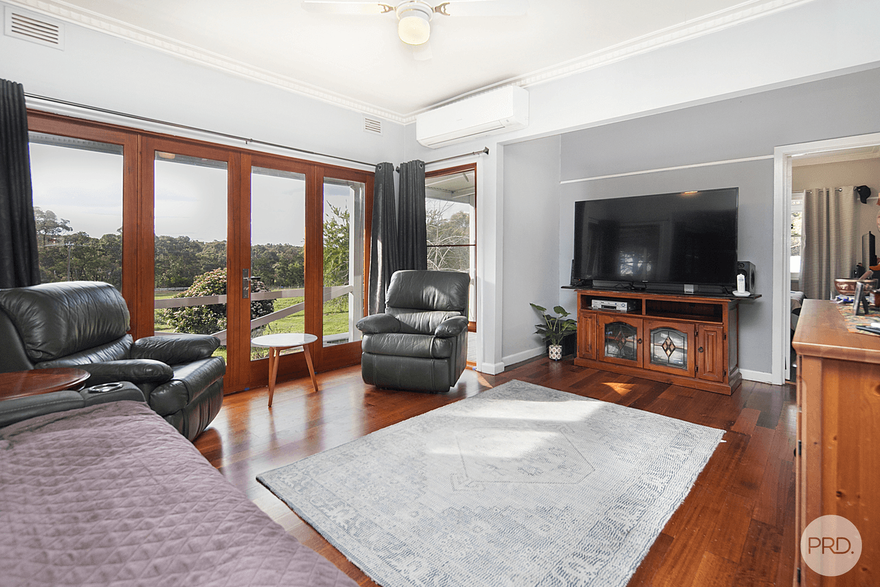 969 Glenelg Highway, SMYTHES CREEK, VIC 3351