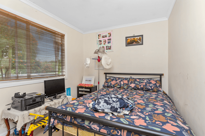 11 Bambil Street, CRESTMEAD, QLD 4132