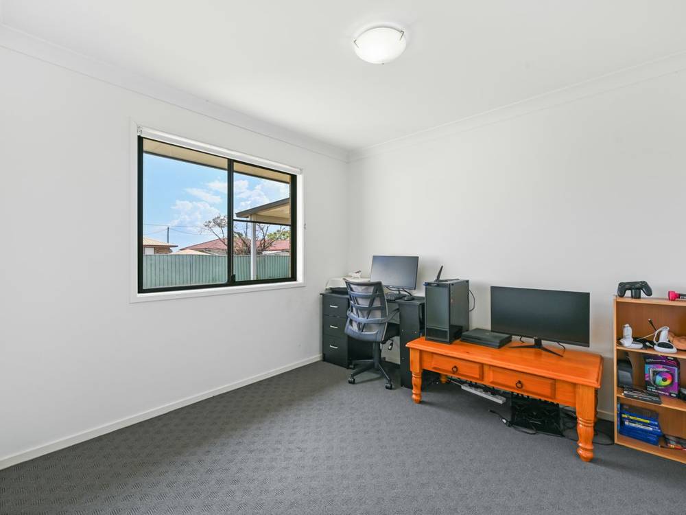 13 Berghofer Drive, OAKEY, QLD 4401