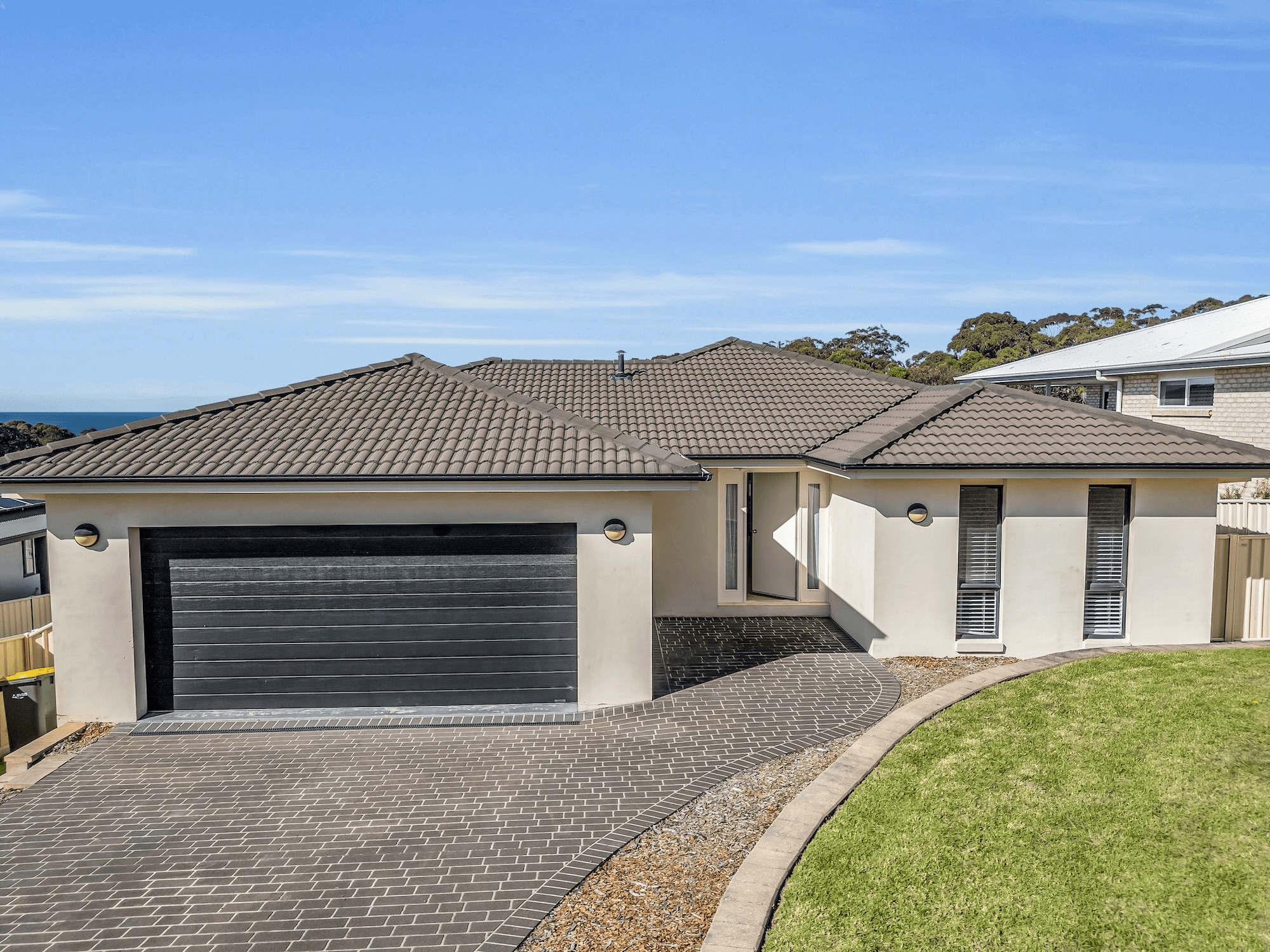 4D Elizabeth Parade, Tura Beach, NSW 2548