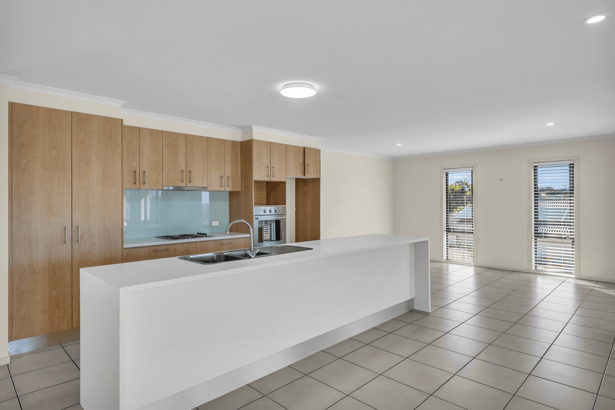 4D Elizabeth Parade, Tura Beach, NSW 2548