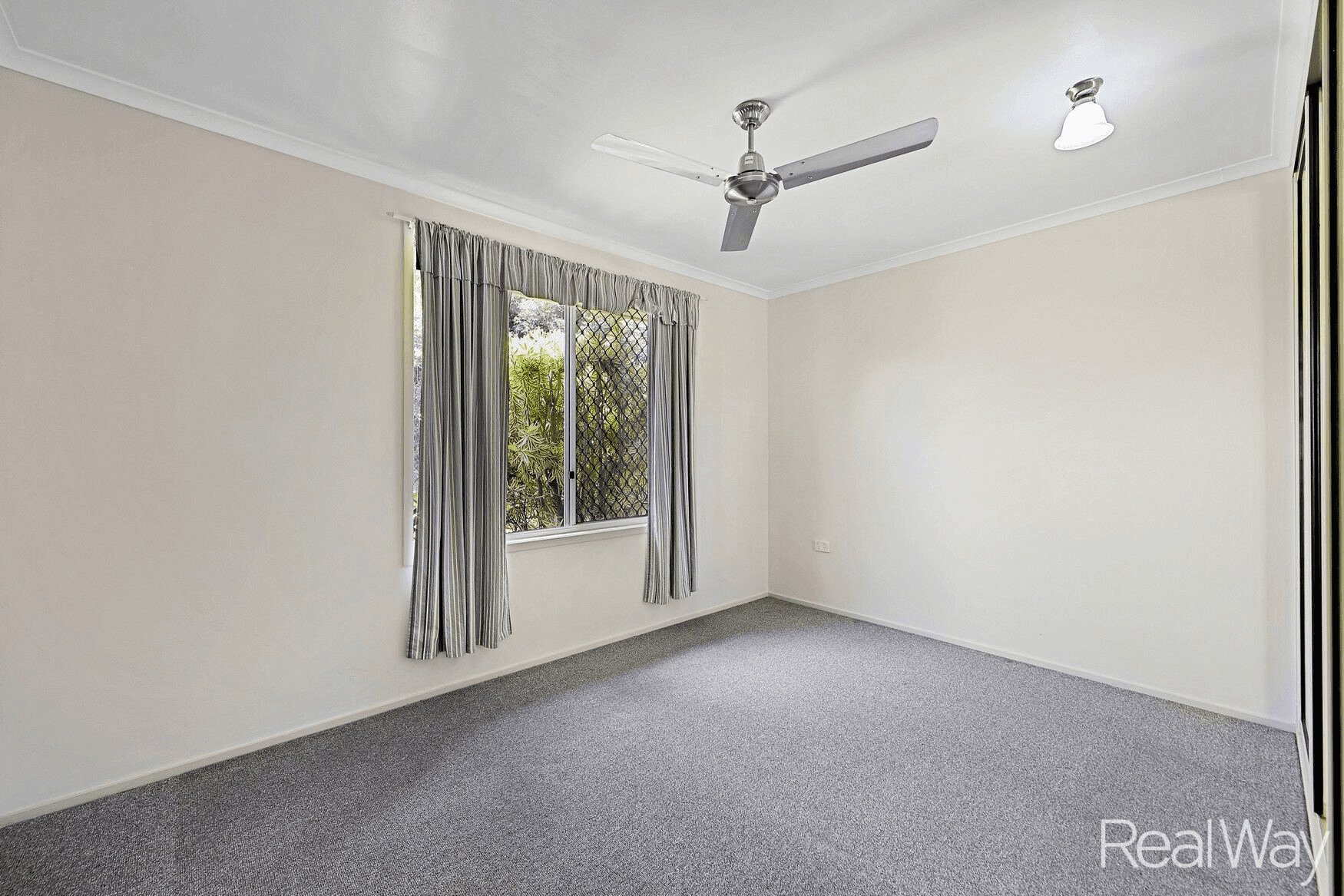 15 Craft Street, Avenell Heights, QLD 4670