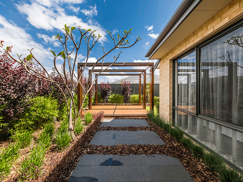 11 Morwell Loop, BALDIVIS, WA 6171