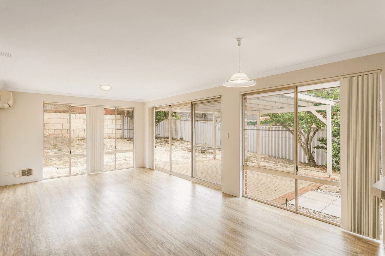 55 La Fayette Boulevard, BIBRA LAKE, WA 6163