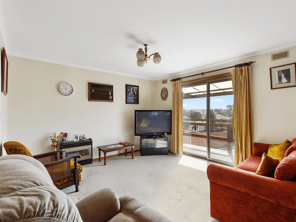 155  Anzac Avenue, SEYMOUR, VIC 3660