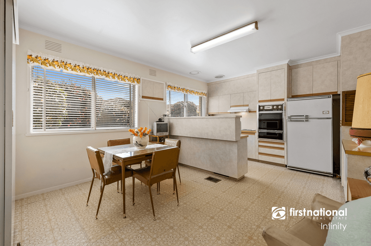 22 Sherwood Crescent, Dandenong North, VIC 3175