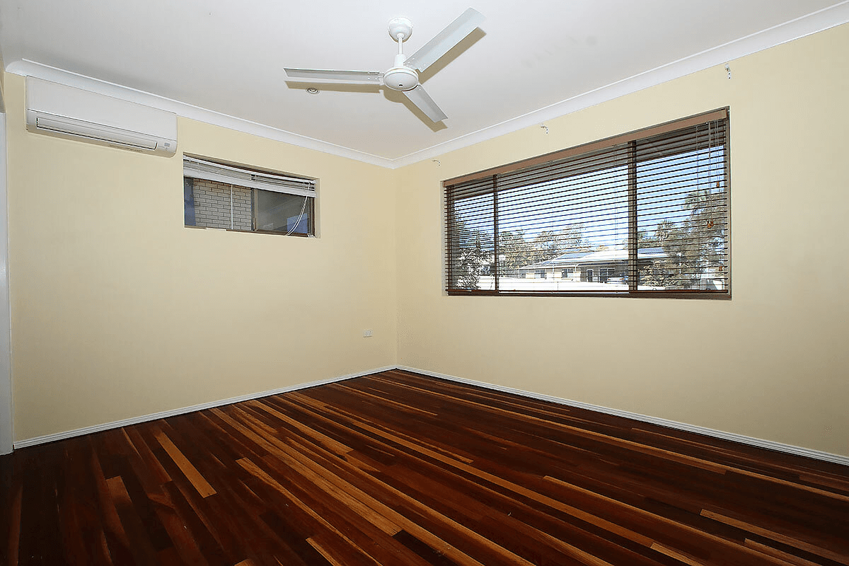 25 Lance Dr, Flinders View, QLD 4305