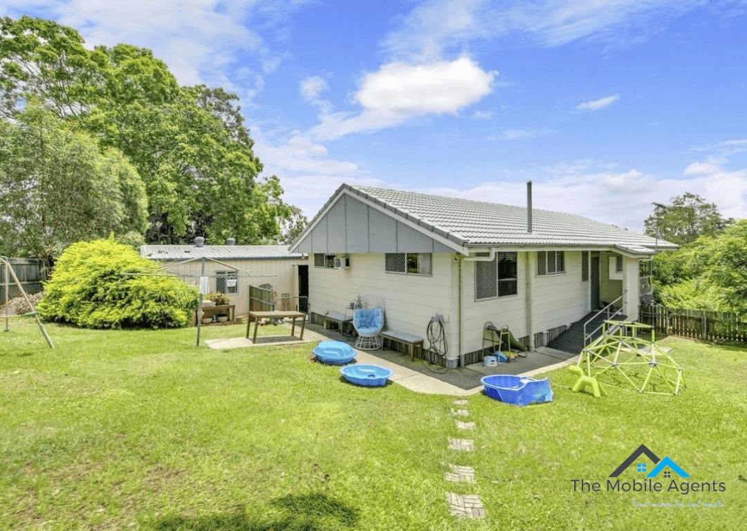 4 CRAMP STREET, GOODNA, QLD 4300