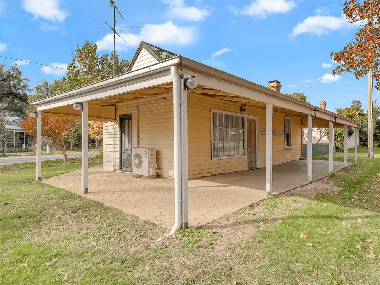 99 Main Street, ELDORADO, VIC 3746