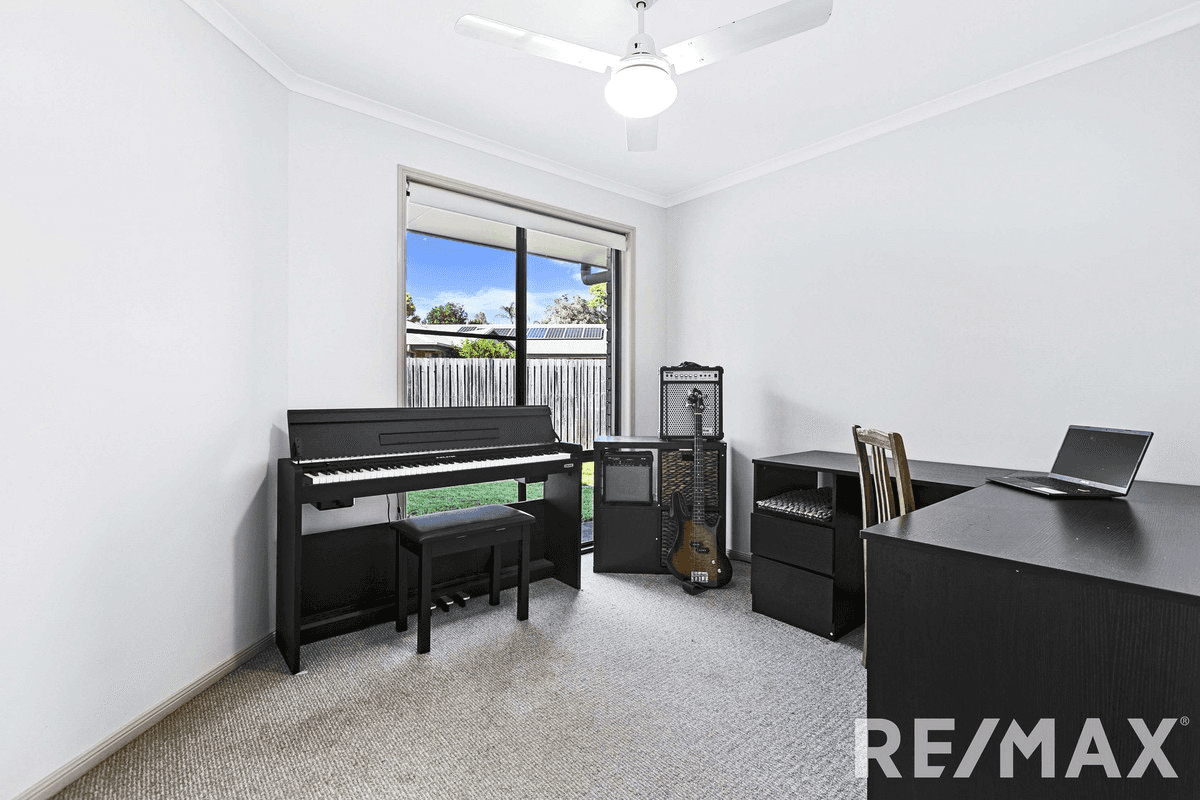 43 Shelley Street, Scarness, QLD 4655