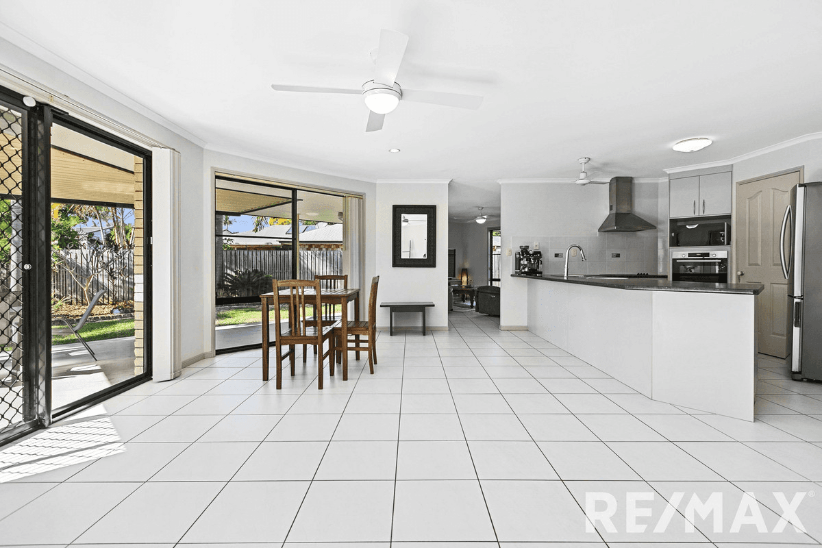 43 Shelley Street, Scarness, QLD 4655