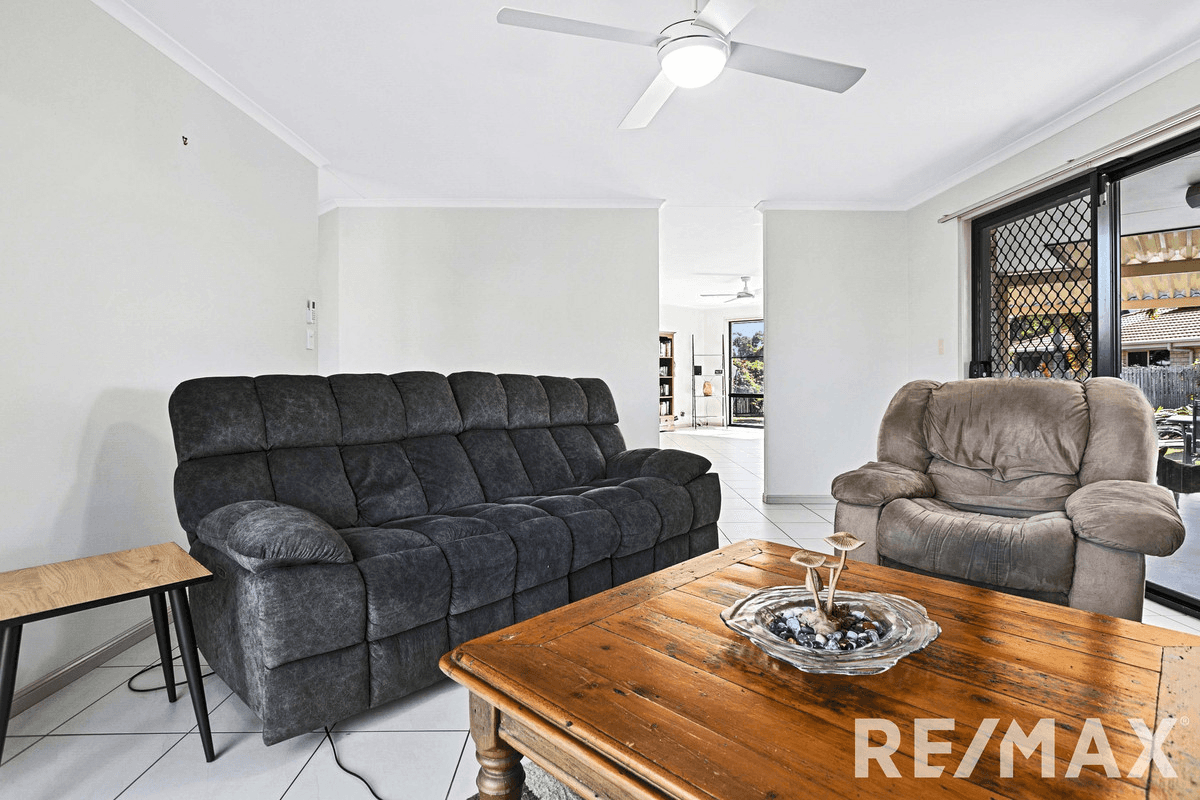 43 Shelley Street, Scarness, QLD 4655