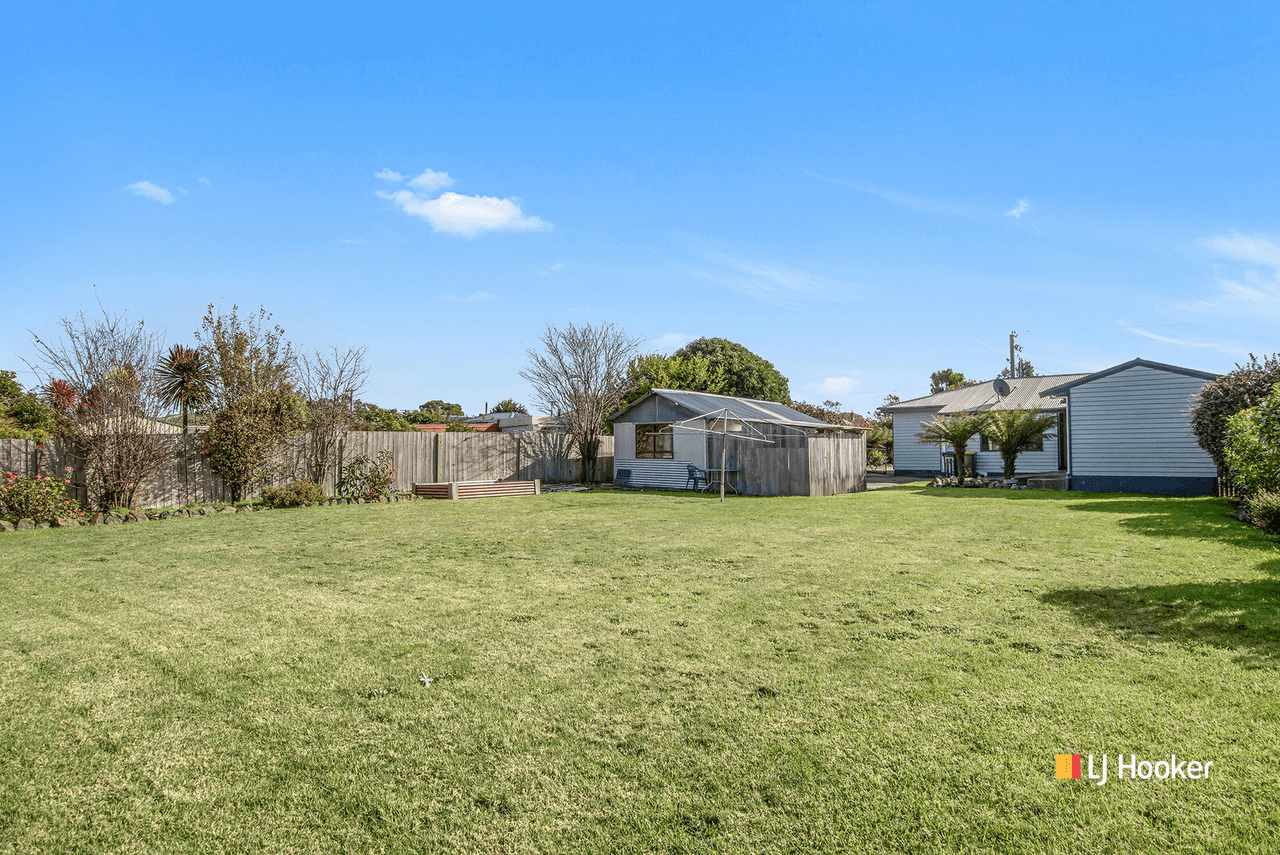 22 Quiggin Street, WYNYARD, TAS 7325