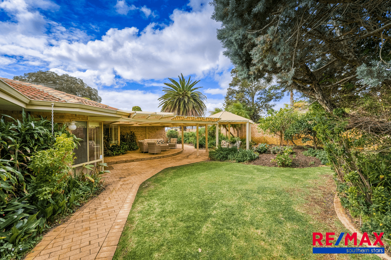 28  San Miguel Drive, Leeming, WA 6149