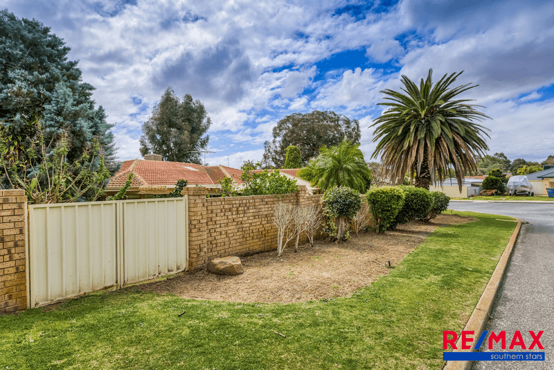 28  San Miguel Drive, Leeming, WA 6149