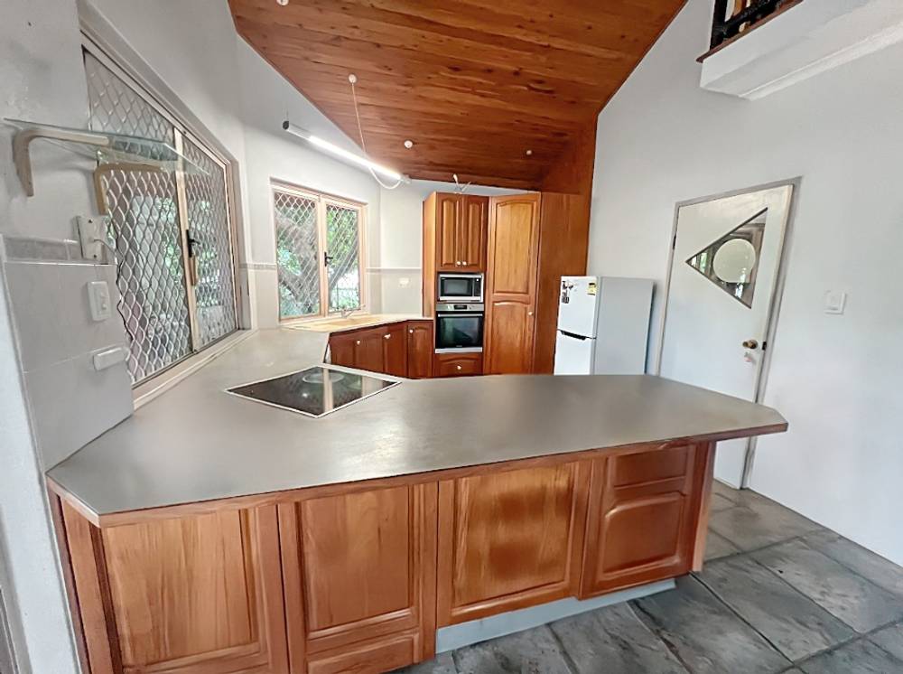 1 Ellison Street, Clifton Beach, QLD 4879