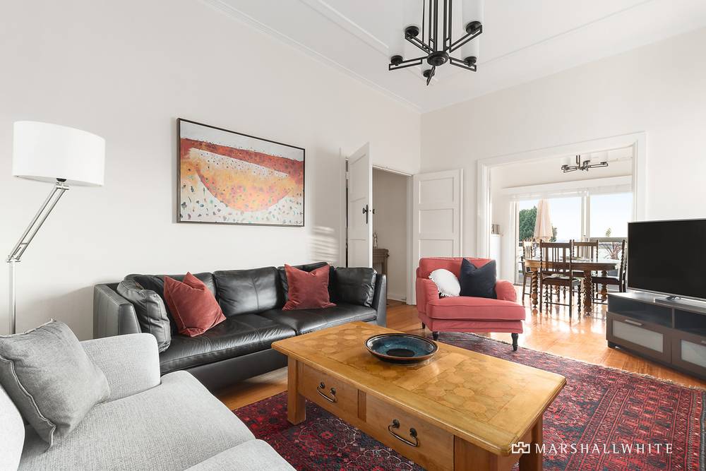 2/10 Hyton Crescent, Kew, VIC 3101