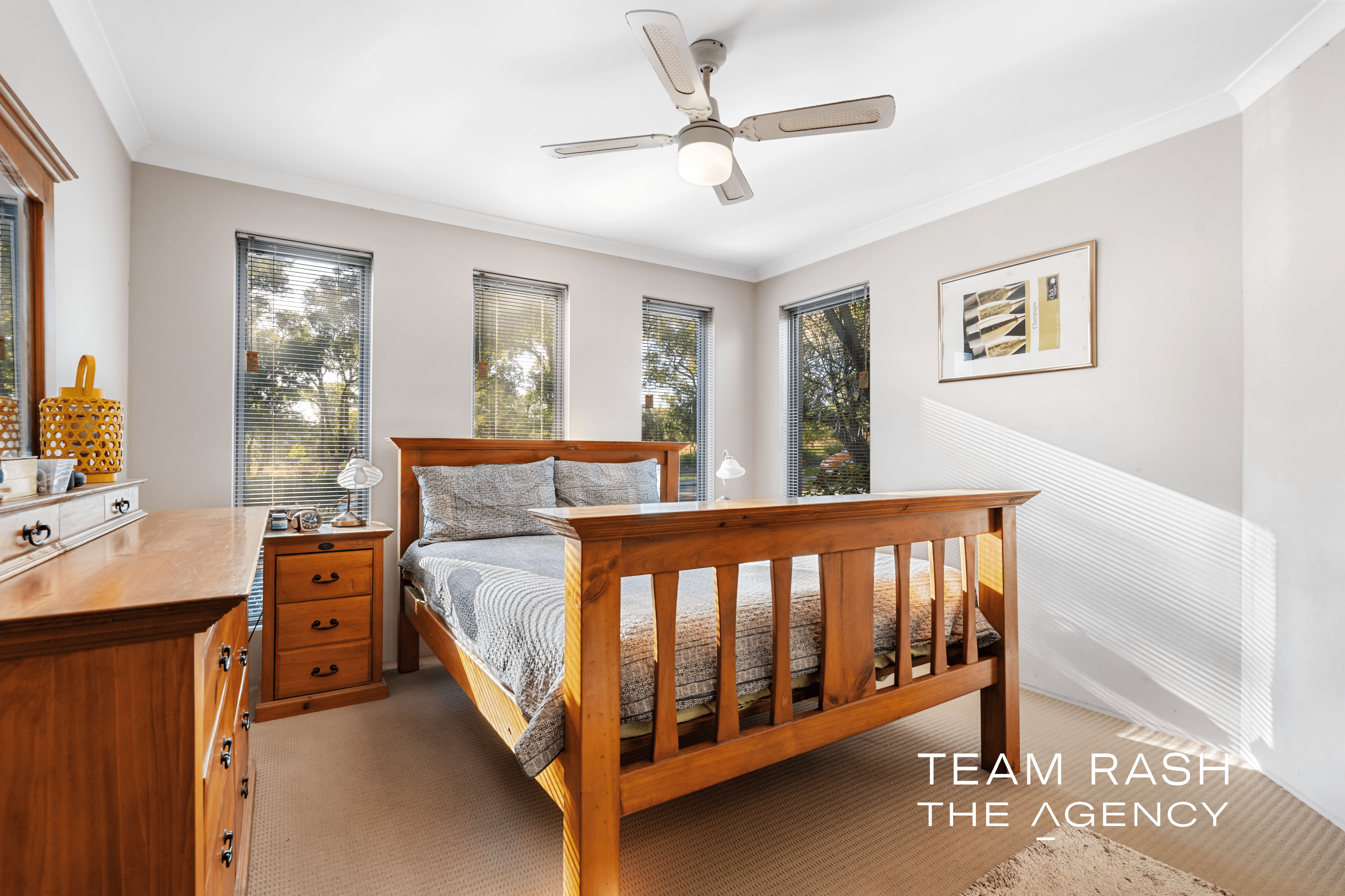 17 Runnymede Gate, Wellard, WA 6170