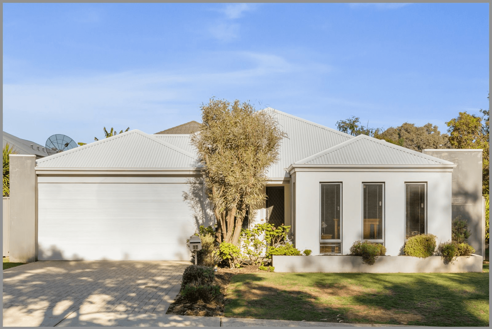 17 Runnymede Gate, Wellard, WA 6170