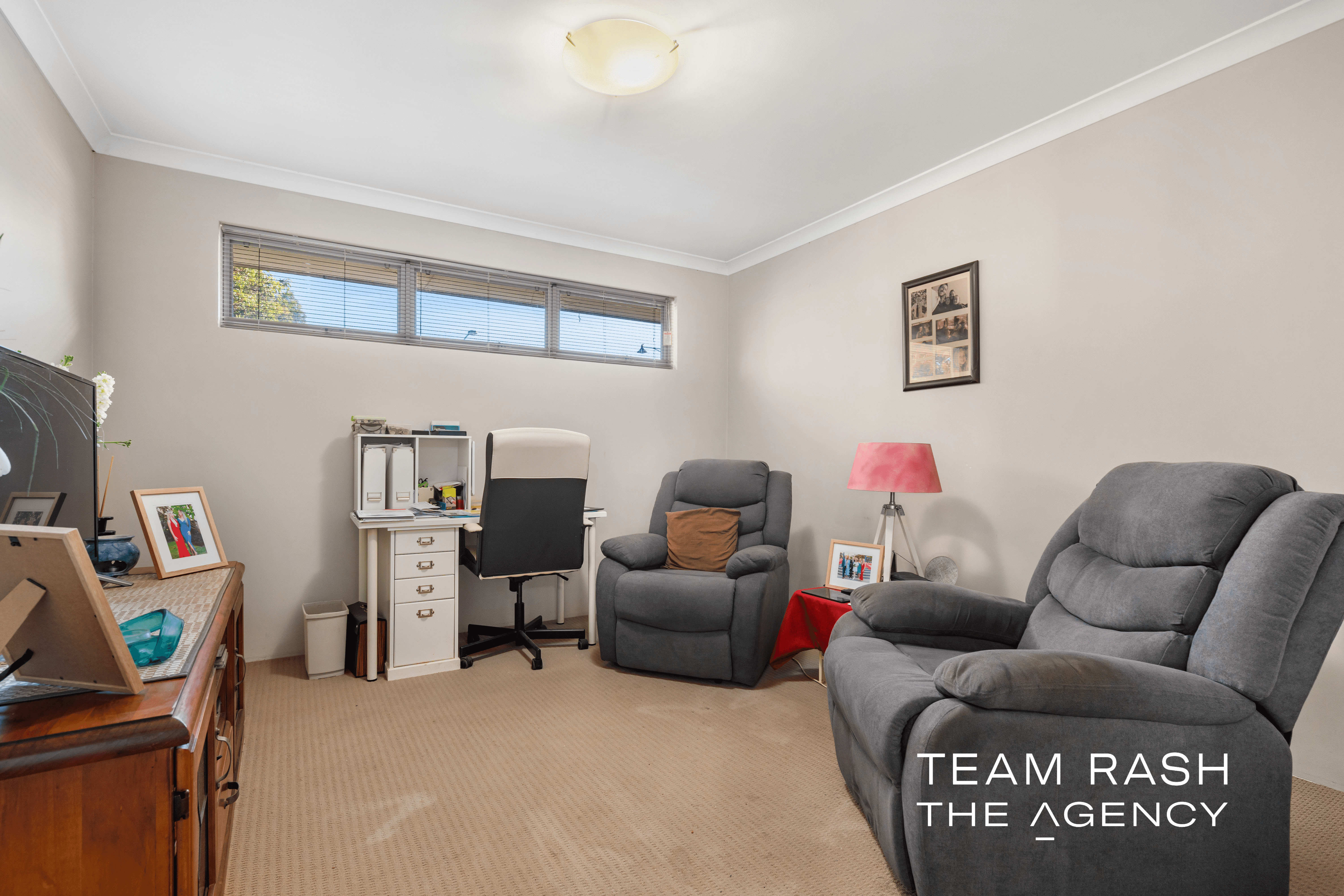 17 Runnymede Gate, Wellard, WA 6170