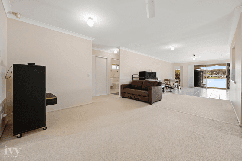 21 Lefroy Drive, Coombabah, QLD 4216
