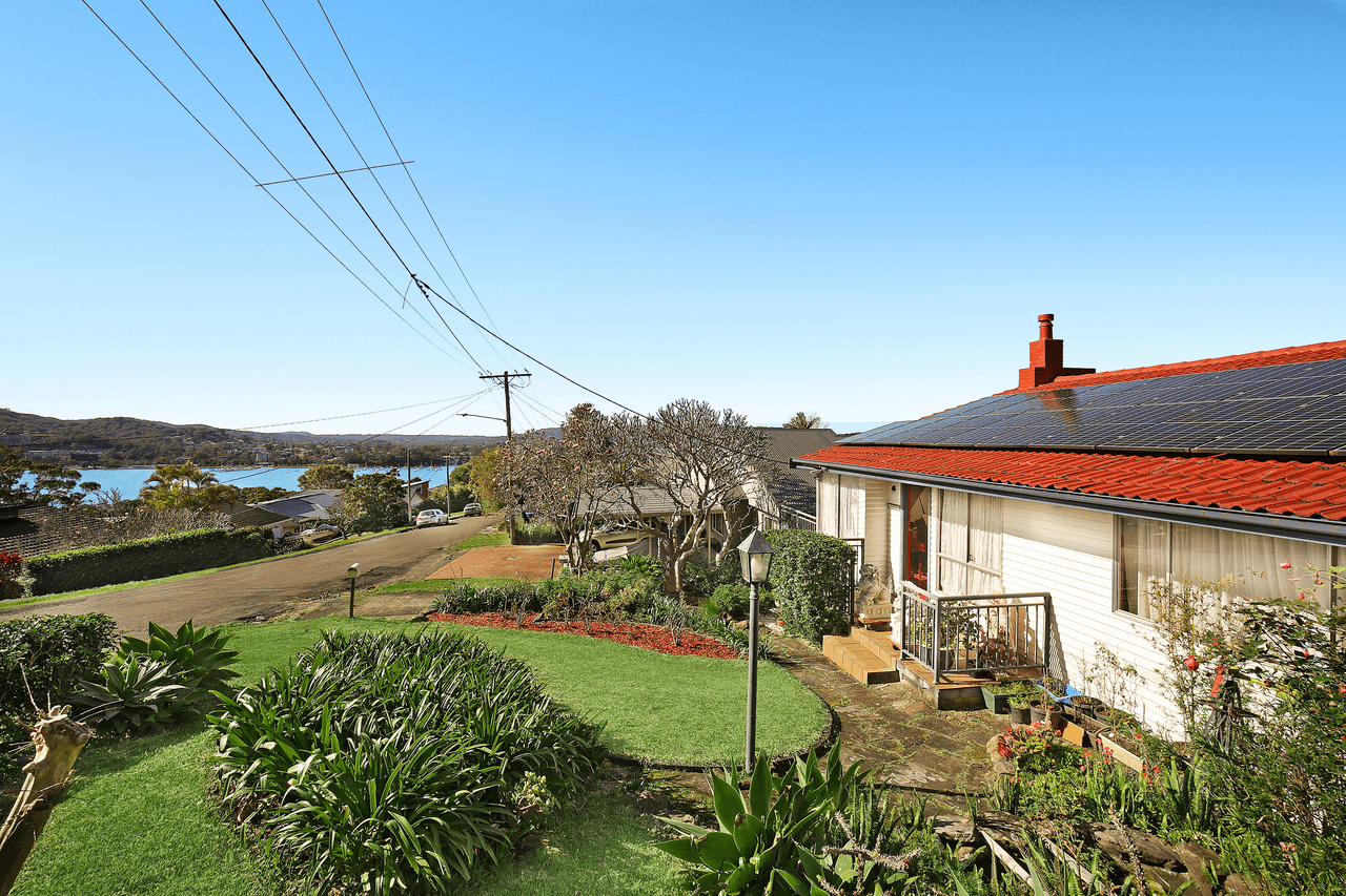 26 Penang Street, POINT CLARE, NSW 2250