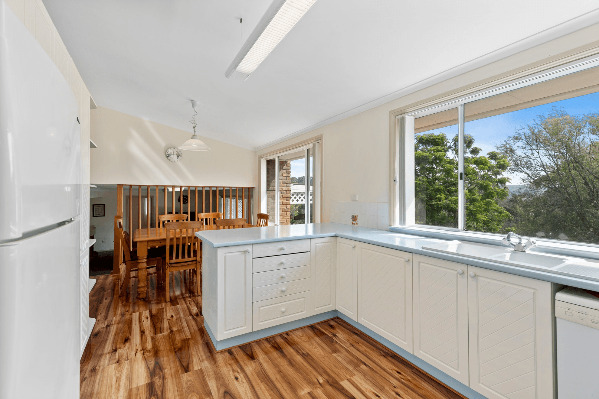 42 Dell Parade, Moruya Heads, NSW 2537
